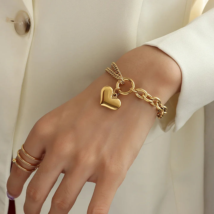 Carly | Classic Heart Bracelet